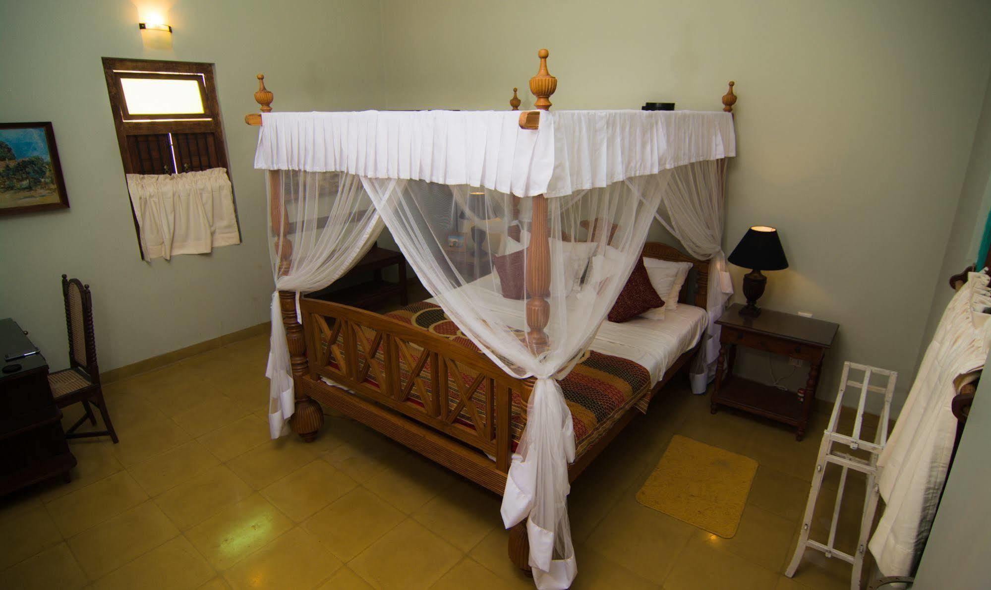 Villa Sethawadi Hotel And Kitesurf Centre Kalpitiya Exterior photo