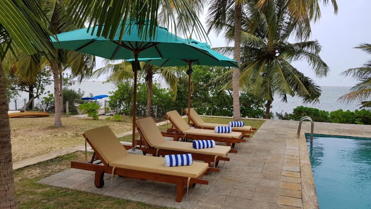 Villa Sethawadi Hotel And Kitesurf Centre Kalpitiya Exterior photo